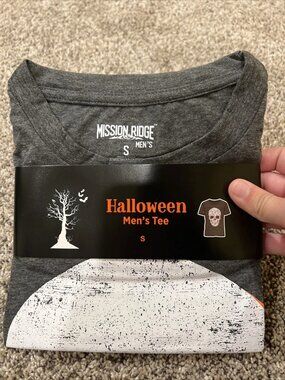 mission ridge mens halloween shirt Skull- NEW Size Small
